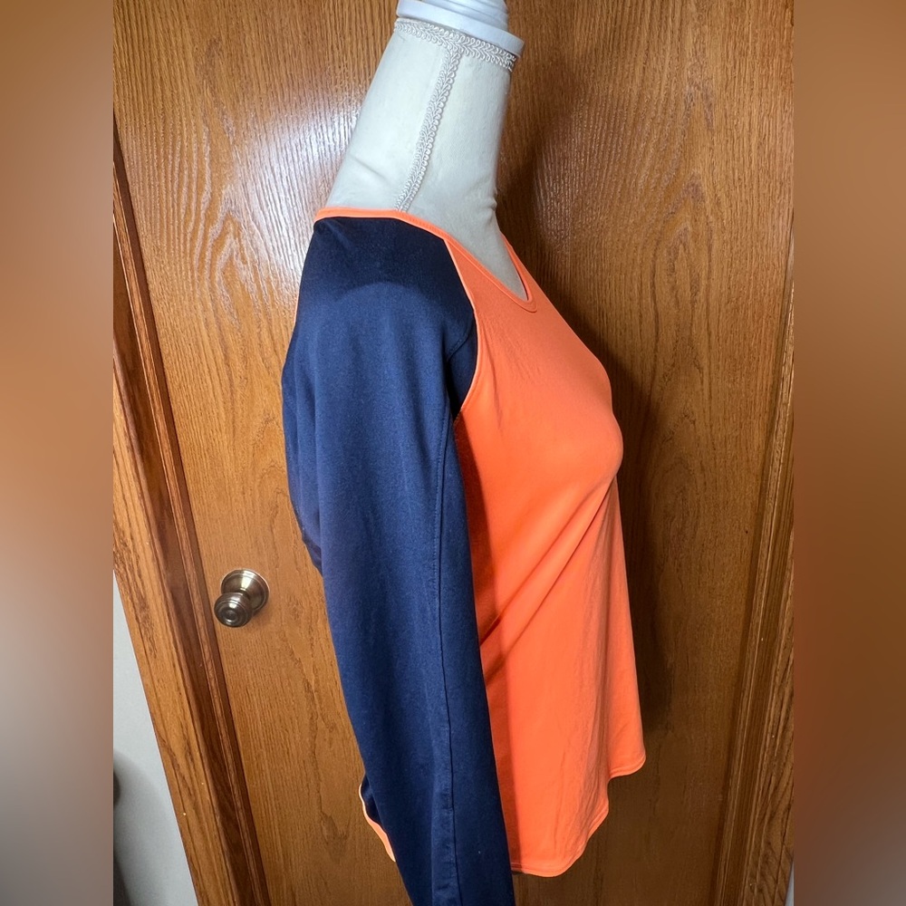 Athleta Running Wild Crew Medium - image 6